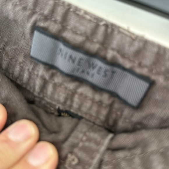 Nine West Jeans Brown Linen Blend Drawstring w/ Rolled Legs Capri 12 - Picture 6 of 9